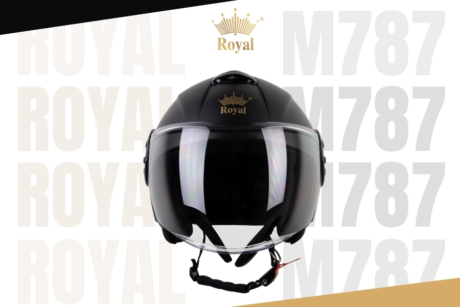 Nón bảo hiểm Royal M787 đen mờ sở hữu thiết kế hiện đại cùng màu trắng nổi bật, dễ dàng cho bạn có thể phối với nhiều phong cách khác nhau.