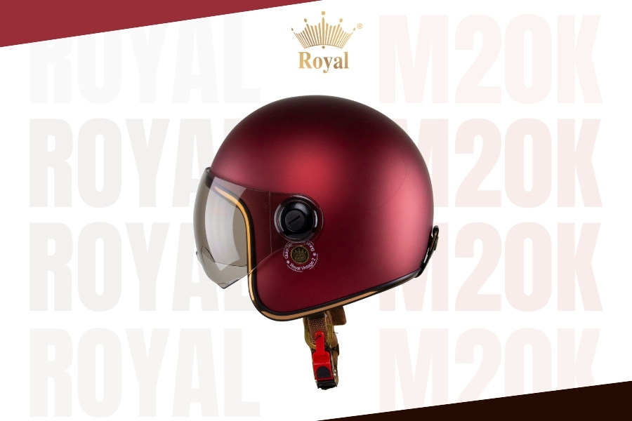 Nón Royal M20K đỏ đô mờ với màu sắc trung tính, thiết kế nón 3/4 đầu có kính chắn gió tiện dụng, phù hợp để sử dụng hàng ngày.