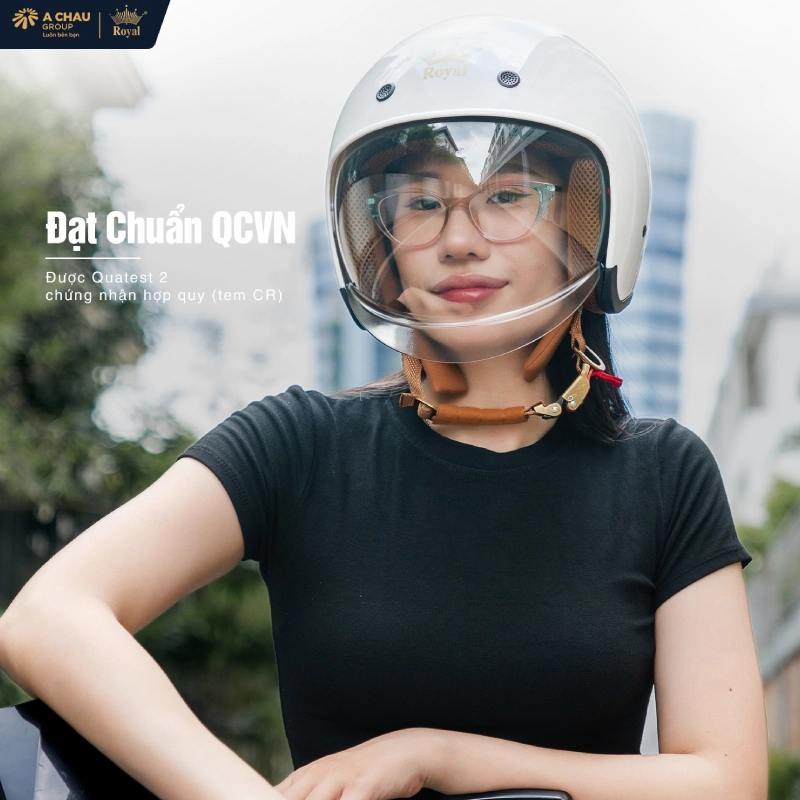 Mũ bảo hiểm 3/4 có kính giúp bảo vệ toàn diện