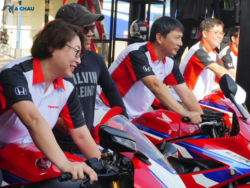 Sự kiện hoành tráng