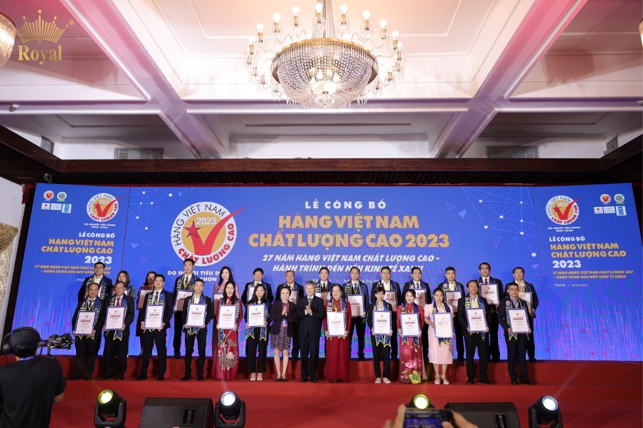 Mũ bảo hiểm Royal Helmet được sản xuất đạt chuẩn quốc gia