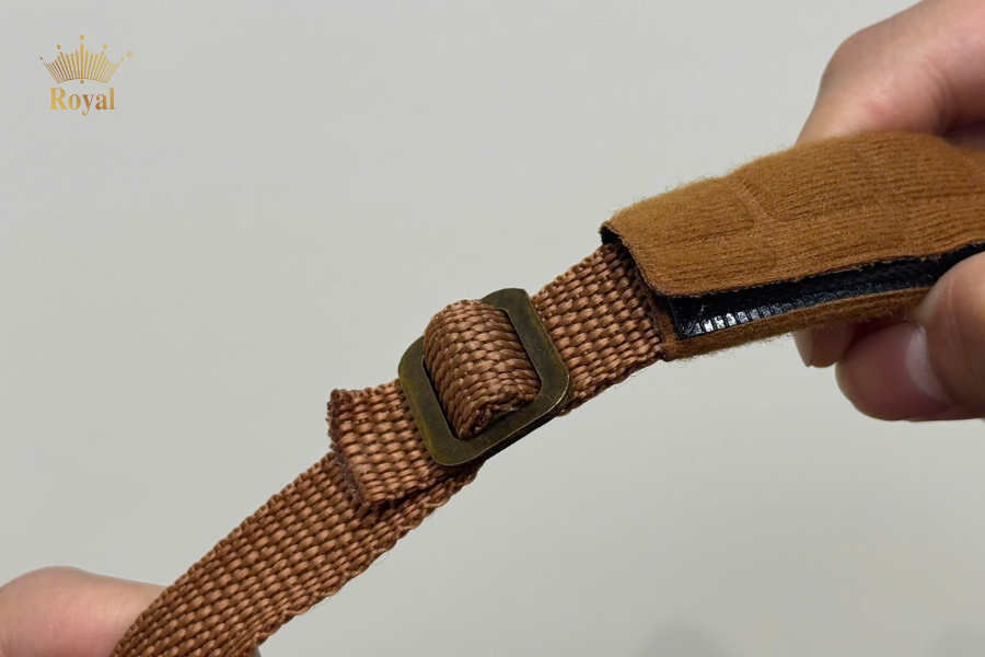 Dây quai nón bảo hiểm chắn chắc là yếu tố quan trọng giúp hạn chế sây sát khi va chạm