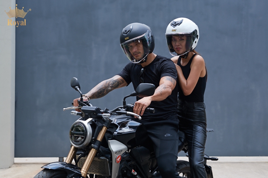 Touring phù hợp với những người đam mê phượt, thường xuyên di chuyển xa