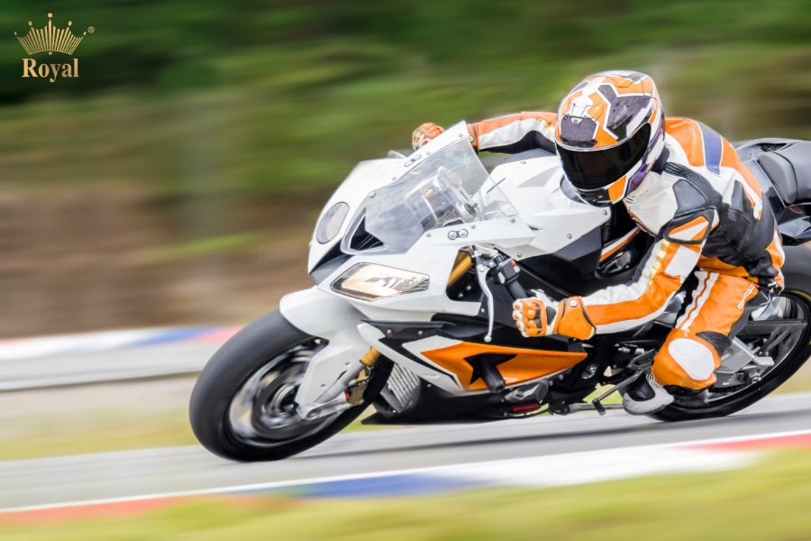 Mũ bảo hiểm Professional dành cho các tay đua chuyên nghiệp