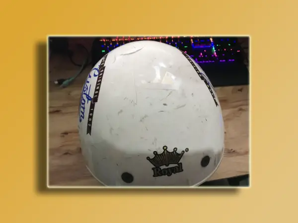 Cách xử lý nón bảo hiểm trầy xước