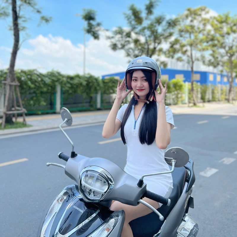 Đội mũ bảo hiểm chất lượng giúp bảo vệ toàn diện