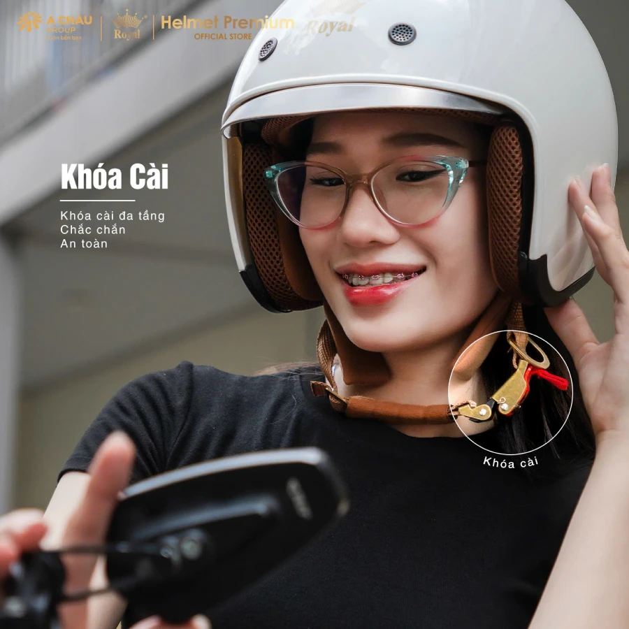 Mũ bảo hiểm an toàn sẽ có dây quai và khóa chắc chắn