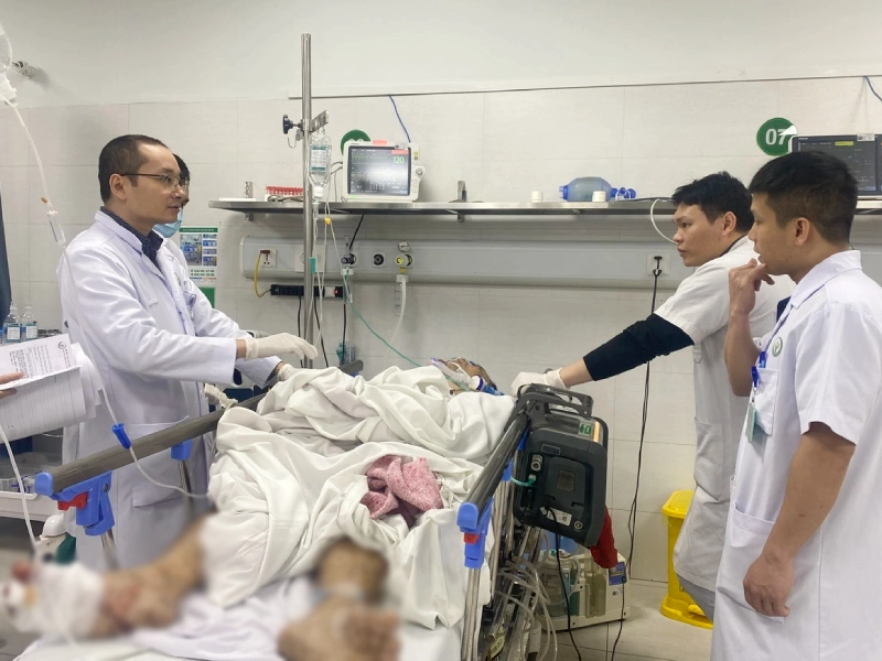 Tác hại của việc không đội mũ bảo hiểm khi tham gia giao thông dễ chấn thương sọ não khi va chạm