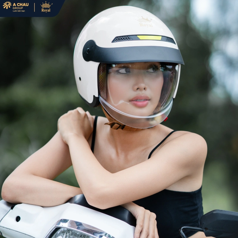 Mũ bảo hiểm 3/4 Royal 139 LUX