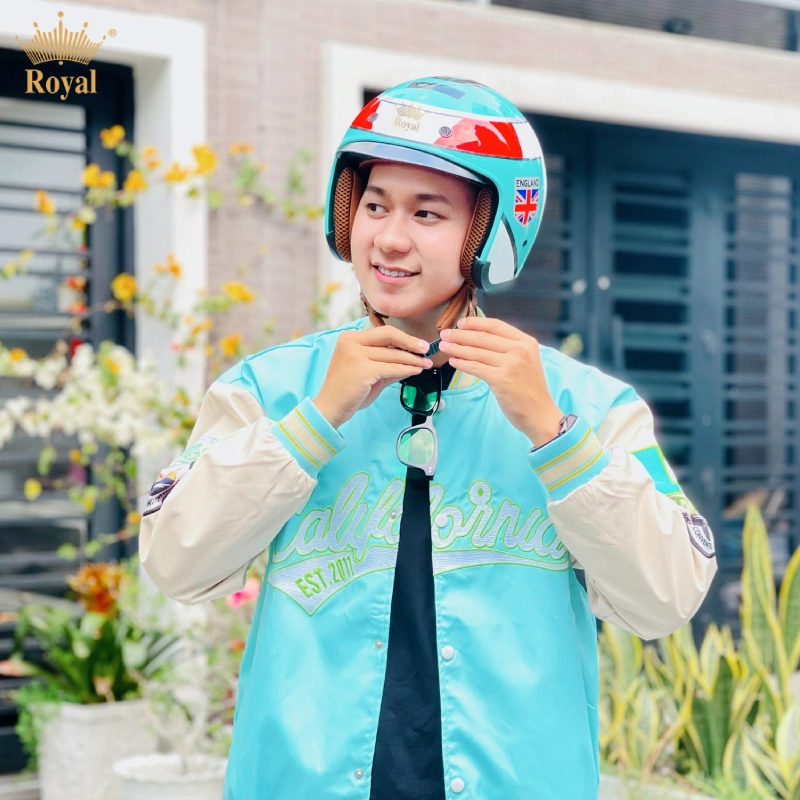 Mũ bảo hiểm 3/4 Royal M139