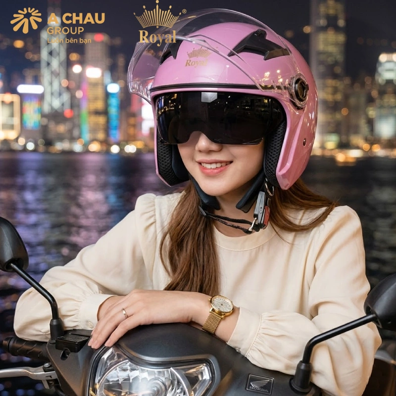 Mũ bảo hiểm hồng Royal M268