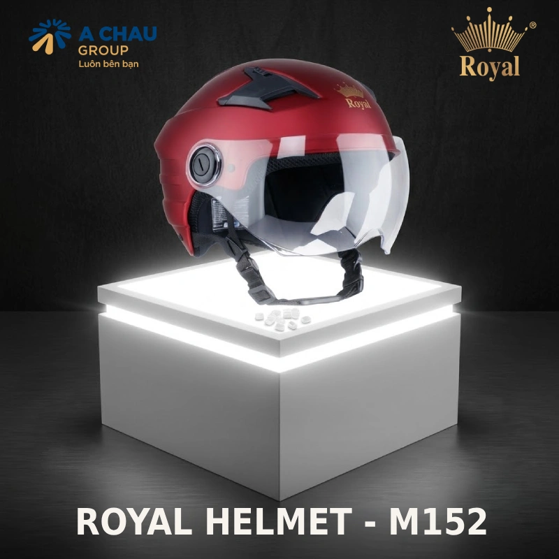 Nón bảo hiểm màu đỏ Royal M152K